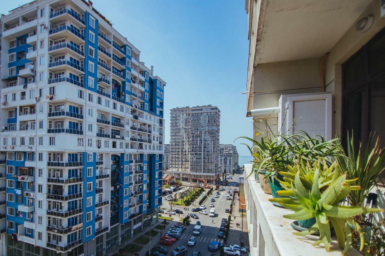 Apartment On Javakhishvili Batumi Exterior foto